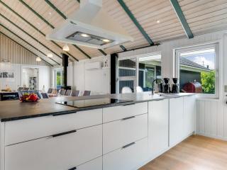 Holiday Home Eftim - 500m from the sea by Interhome - 1