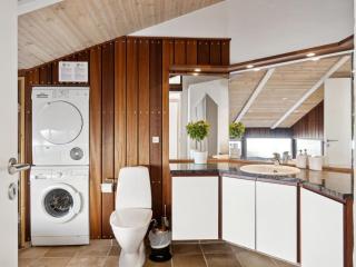 Holiday Home Mariska - 100m from the sea by Interhome - 2