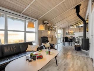 Holiday Home Adrienne - 490m from the sea by Interhome - 3