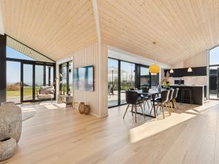 Holiday Home Viveke - 10m from the sea by Interhome - 7