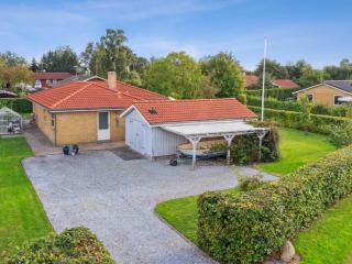 Holiday Home Kalli - 100m from the sea by Interhome - 2