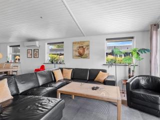 Holiday Home Maylin - 350m from the sea by Interhome - 6
