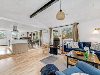 Holiday Home Tiina - 500m to the fjord by Interhome - 3