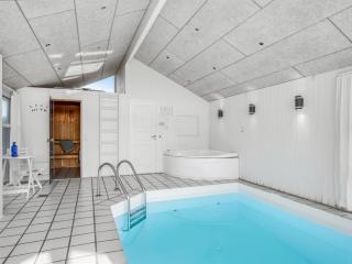 Holiday Home Heralde - 60m from the sea by Interhome - 9
