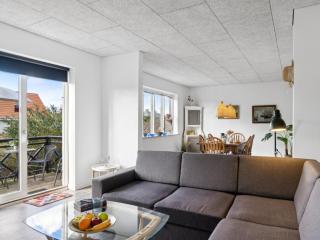 Apartment Anetta - 300m from the sea by Interhome - 5