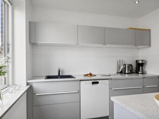 Apartment Anetta - 300m from the sea by Interhome - 2