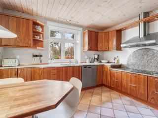 Holiday Home Kerttuli - 540m from the sea by Interhome - 4