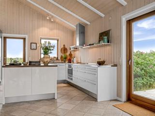 Holiday Home Bjerund - 300m from the sea by Interhome - 6