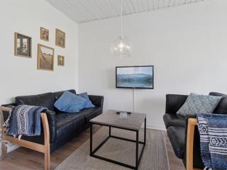 Apartment Kate - 300m from the sea by Interhome - 3