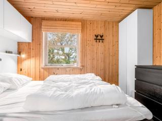 Holiday Home Frido - 500m from the sea by Interhome - 5