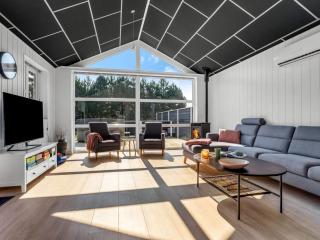 Holiday Home Amdi - 1-3km from the sea by Interhome - 6