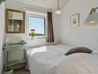 Holiday Home Hening - 50m from the sea by Interhome - 4