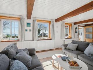 Holiday Home Hakon - 40m from the sea by Interhome - 5