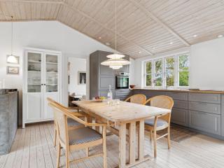 Holiday Home Skyler - 250m from the sea by Interhome - 2