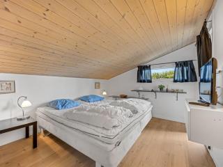Holiday Home Erblin - 400m from the sea by Interhome - 4