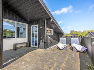 Holiday Home Erblin - 400m from the sea by Interhome - 1
