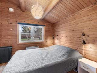 Holiday Home Doris - 150m from the sea by Interhome - 2