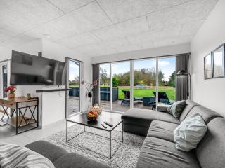 Holiday Home Elisaveta - 400m to the fjord by Interhome - 1