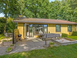 Holiday Home Matild - 250m from the sea by Interhome - 2