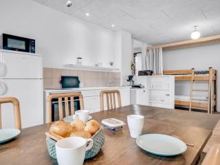 Apartment Jantje - 200m from the sea by Interhome - 8