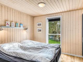 Holiday Home Carlina - 700m to the fjord by Interhome - 4