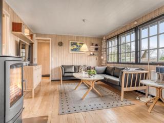 Holiday Home Thorir - 500m from the sea by Interhome - 4