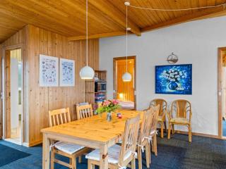 Holiday Home Slava - 75m from the sea by Interhome - 8