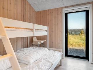 Holiday Home Elik - 500m from the sea by Interhome - 4