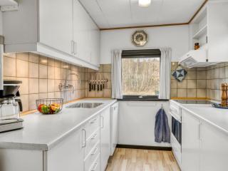 Holiday Home Hælf - 600m from the sea by Interhome - 7