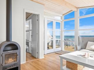Holiday Home Answald - 10m from the sea by Interhome - 7
