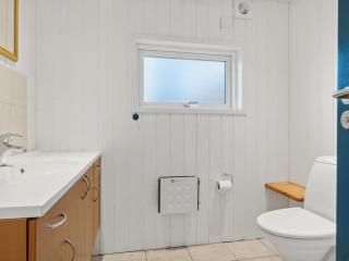 Holiday Home Rik - 2km from the sea by Interhome - 2