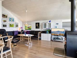 Holiday Home Gunwald - 230m from the sea by Interhome - 3