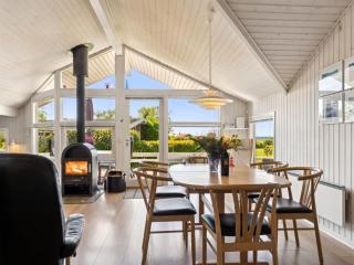 Holiday Home Gunwald - 230m from the sea by Interhome - 7
