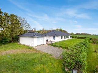 Holiday Home Christan - 350m from the sea by Interhome - 0