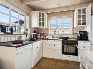 Holiday Home Asgerd - 20m from the sea by Interhome - 1