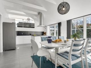 Holiday Home Judit - 10m from the sea by Interhome - 1