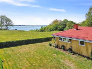 Holiday Home Erin - 200m from the sea by Interhome - 2