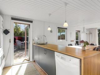 Holiday Home Reeta - 450m from the sea by Interhome - 6