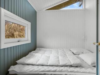 Holiday Home Gundborg - 200m from the sea by Interhome - 3