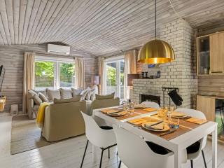 Holiday Home Afke - 660m from the sea by Interhome - 4