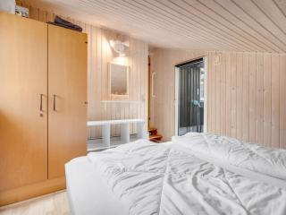Holiday Home Iris - 200m to the fjord by Interhome - 4