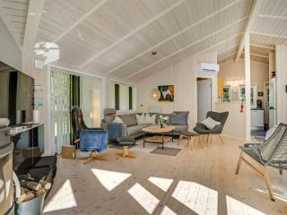 Holiday Home Atti - 500m to the fjord by Interhome - 5