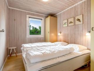 Holiday Home Ellie - 500m from the sea by Interhome - 3
