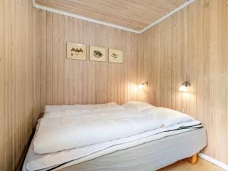 Holiday Home Ellie - 500m from the sea by Interhome - 1