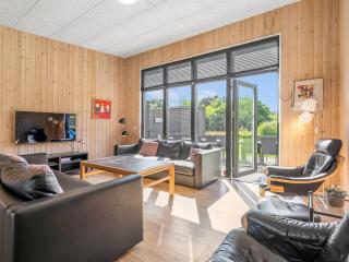 Holiday Home Abbo - 750m from the sea by Interhome - 9