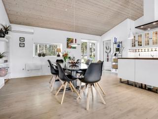 Holiday Home Helin - 800m from the sea by Interhome - Rødby - 3