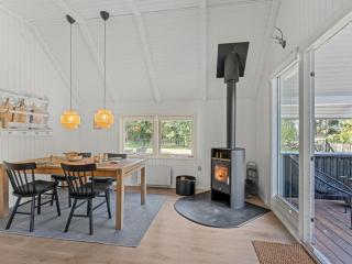Holiday Home Ottil - 1-5km from the sea by Interhome - 6