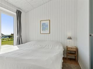 Holiday Home Fabine - 75m from the sea by Interhome - 4