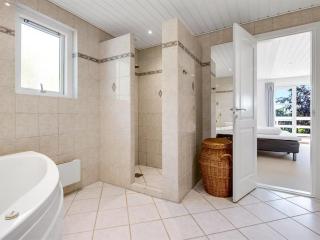 Holiday Home Albert - 300m from the sea by Interhome - 4