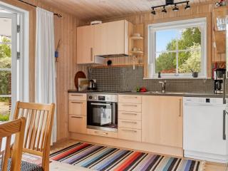 Holiday Home Thine - 800m from the sea by Interhome - 1